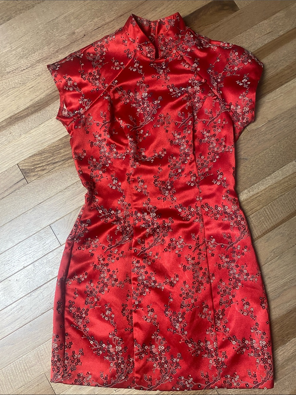 Vintage Red Floral Cheongsam Style Mini Dress Made in the 🇺🇸 USA